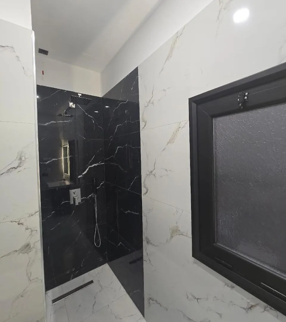 Πανσιόν Elite Inn Vlorë