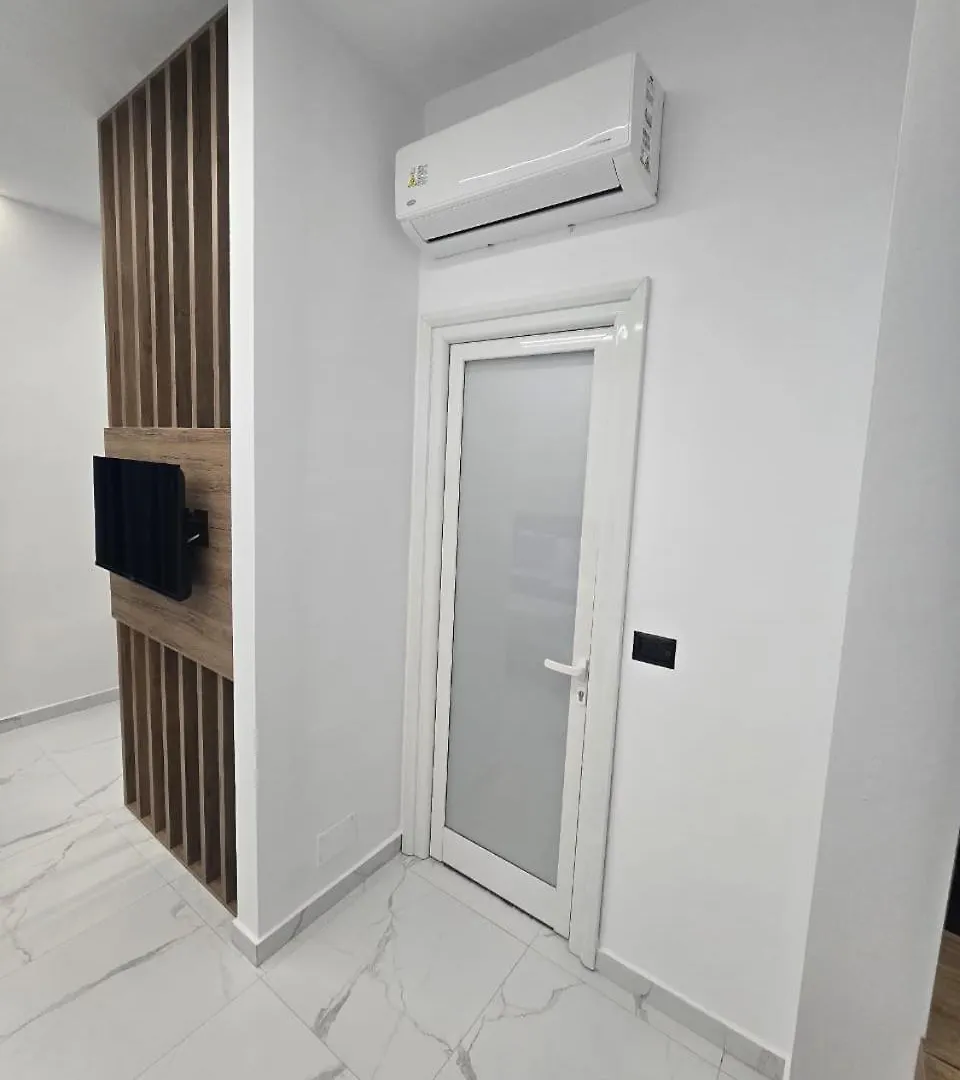 Πανσιόν Elite Inn Vlorë