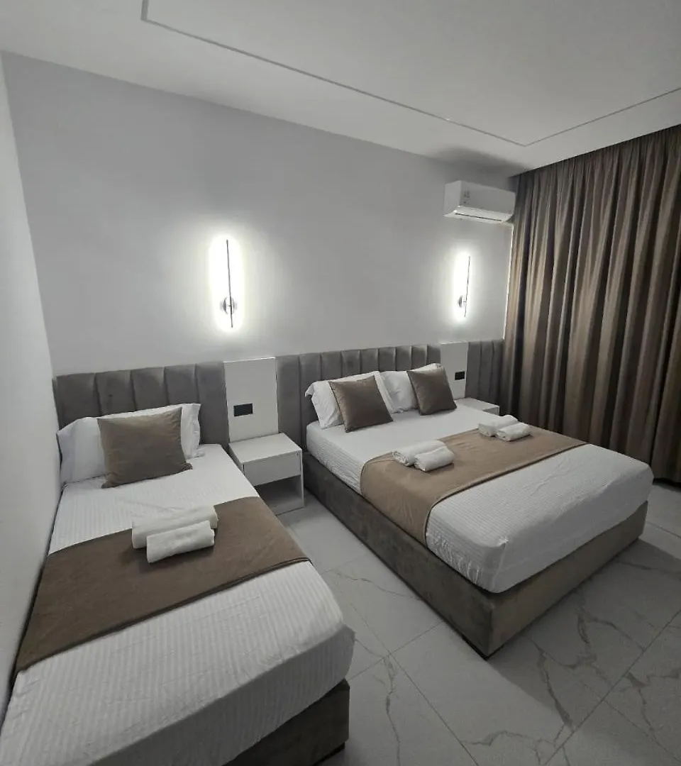 Elite Inn Vlorë 0*,  Αλβανία